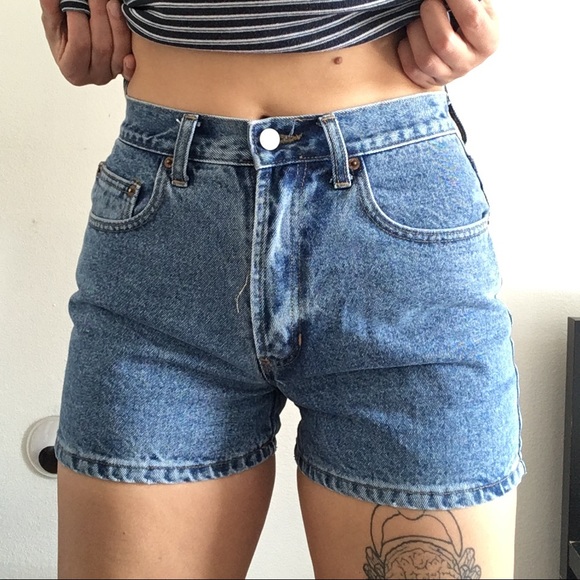 Perfect fit Gap shorts - Picture 2 of 5